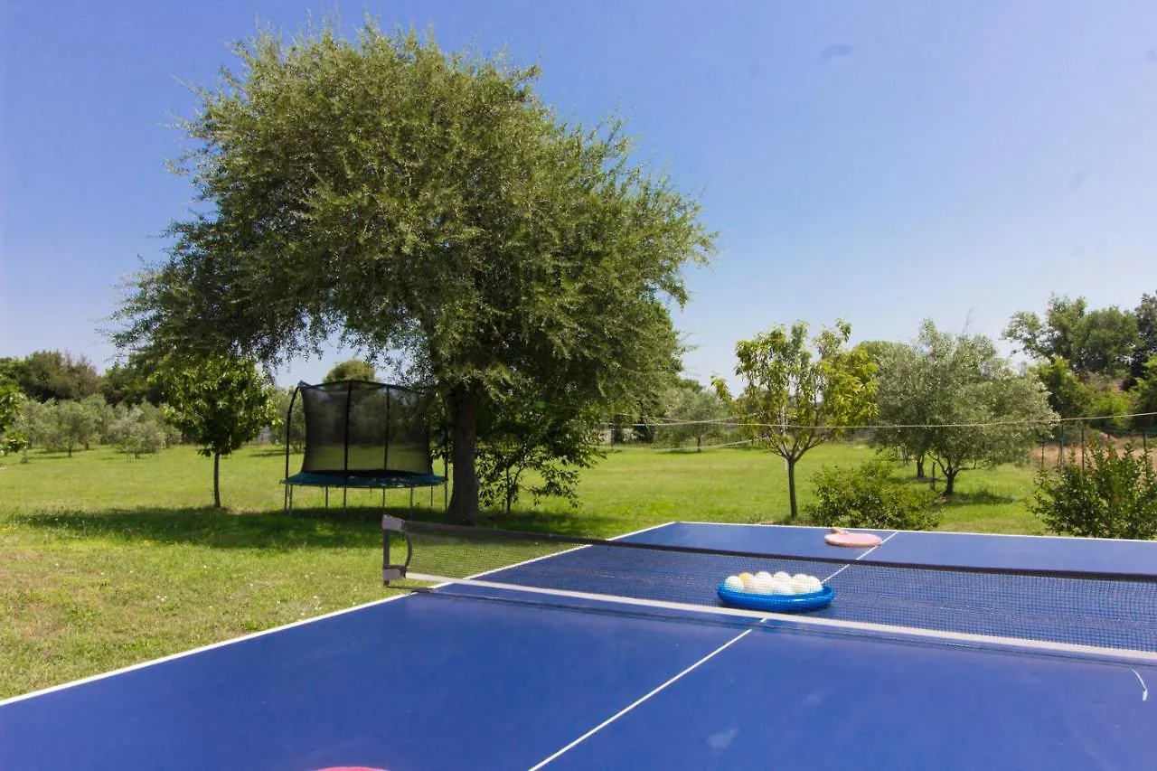 Beautiful Villa Divina With Large Pool, Sauna & Hydrommassage Near Pula, High Level Of Privacy Šišan
