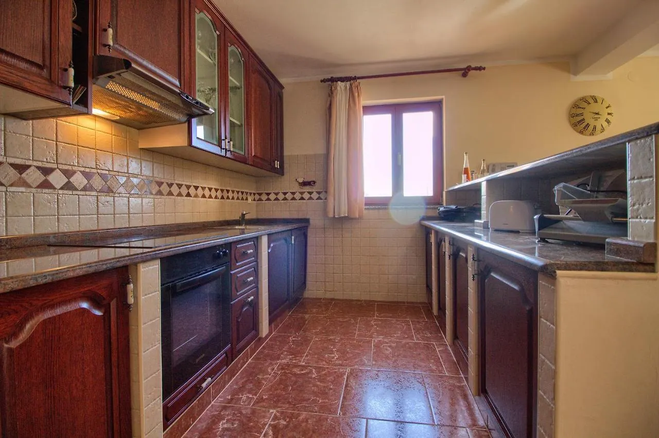 Beautiful Villa Divina With Large Pool, Sauna & Hydrommassage Near Pula, High Level Of Privacy Šišan