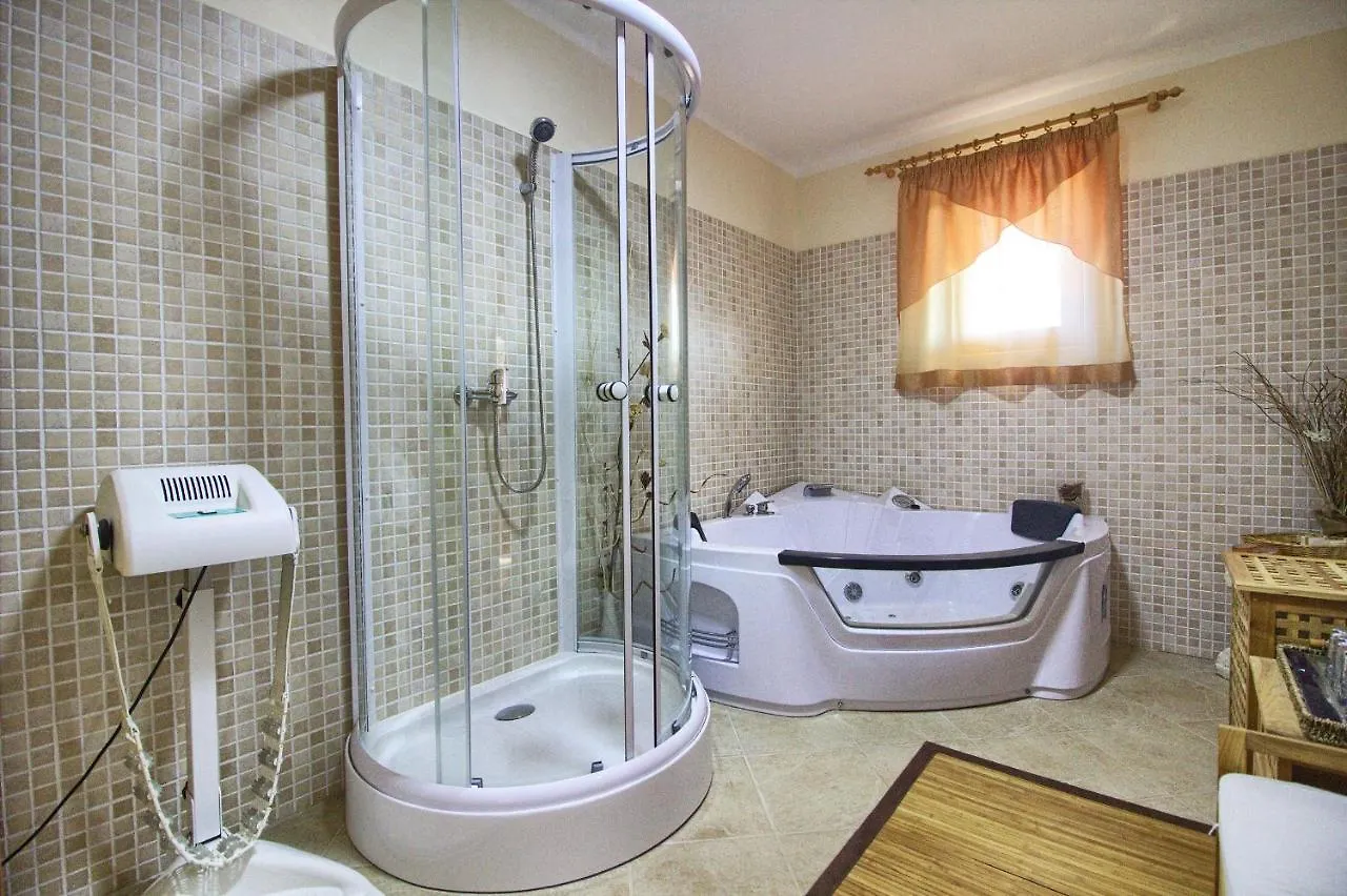 Beautiful Villa Divina With Large Pool, Sauna & Hydrommassage Near Pula, High Level Of Privacy Šišan 0*,  Κροατία
